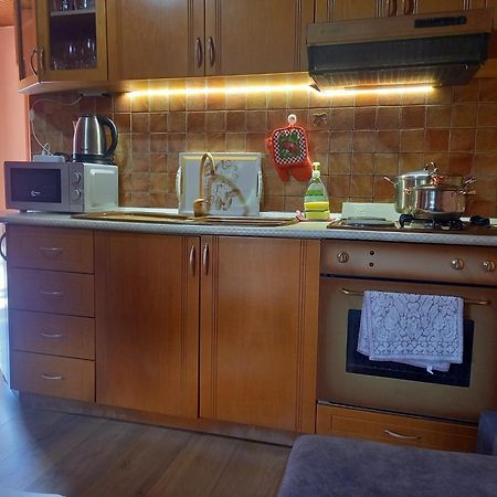 Apartment In Тирана Экстерьер фото