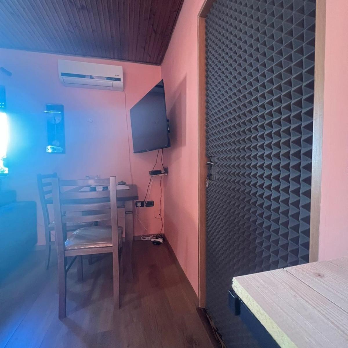Apartment In Тирана Экстерьер фото