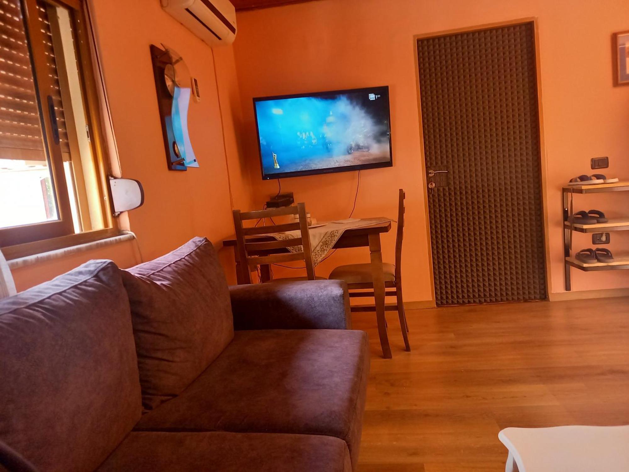 Apartment In Тирана Экстерьер фото