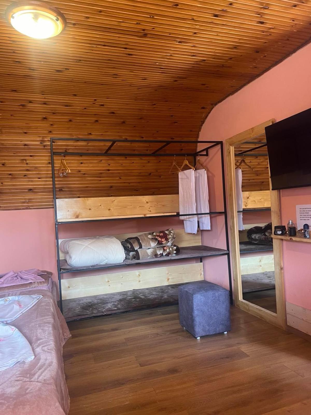 Apartment In Тирана Экстерьер фото