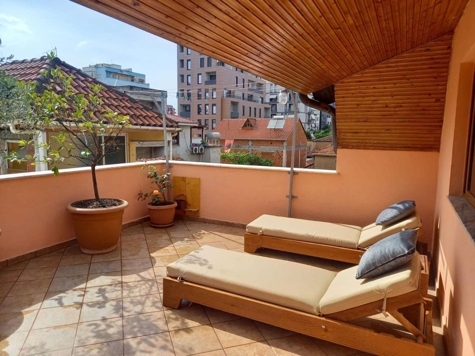 Apartment In Тирана Экстерьер фото