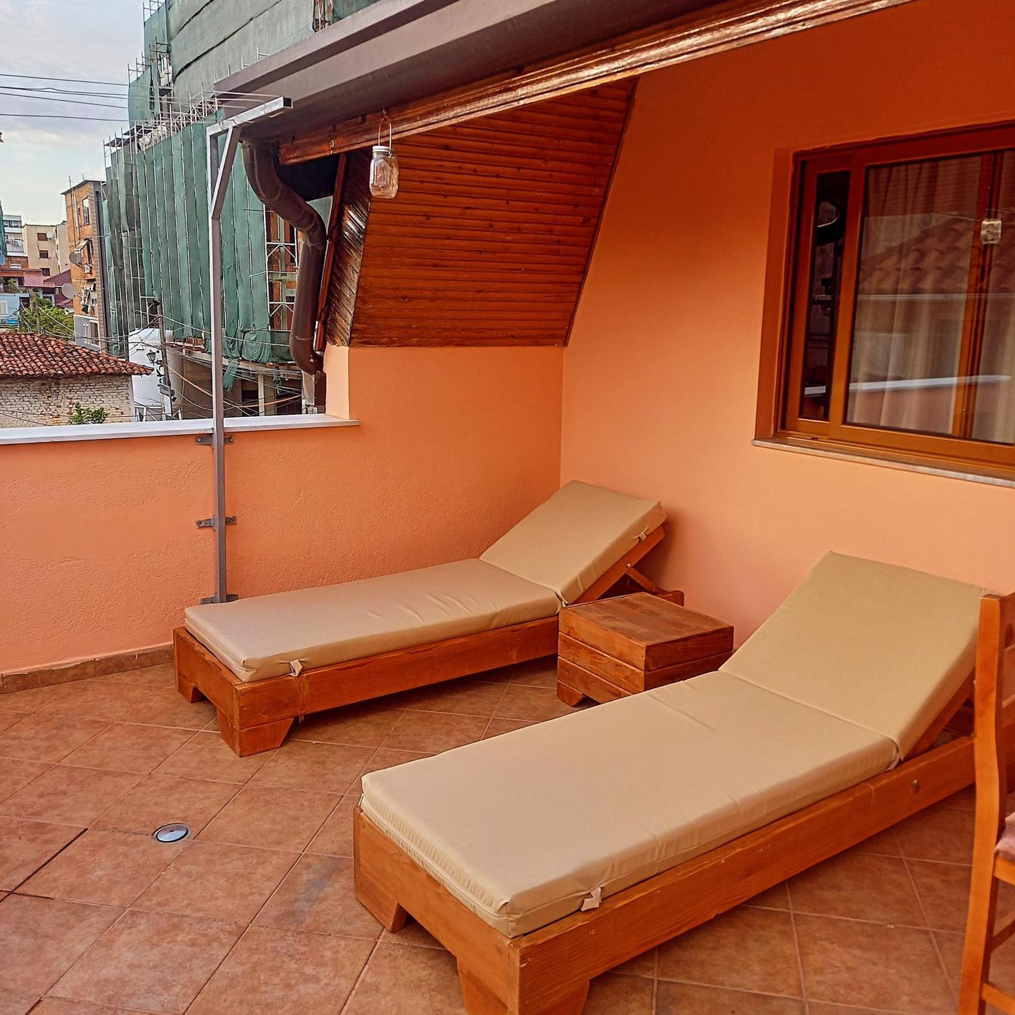 Apartment In Тирана Экстерьер фото